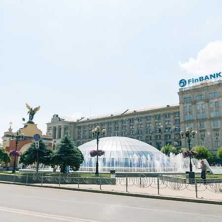Apartament On Independence Square Kiev Exteriör bild